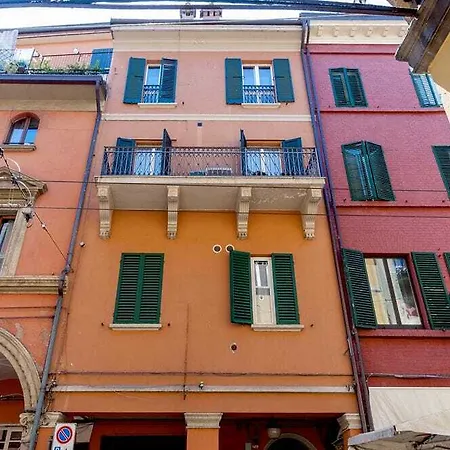 San Vitale 47 Hotel *